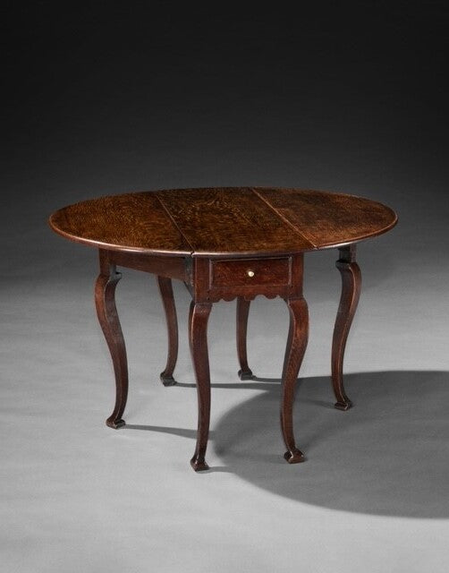 Unusually Elegant George II Provincial Oval Drop Leaf Table