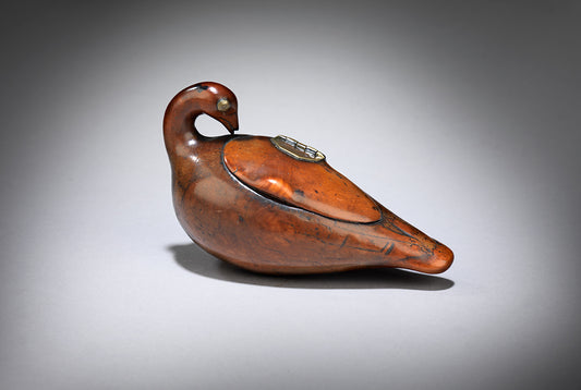 Unusually Fine Stylised Bird Snuff Box