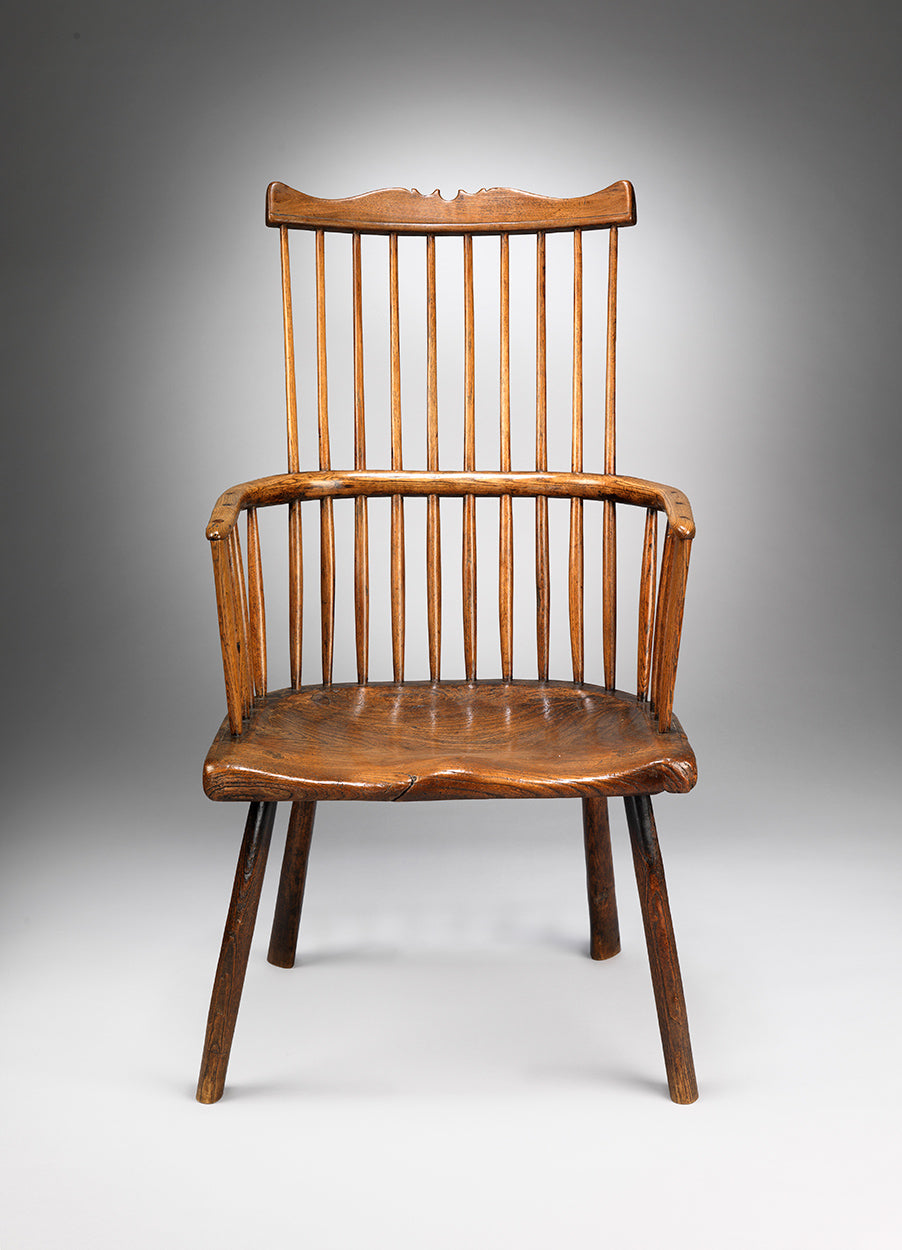 Fine Early Georgian Comb Back Windsor Armchair