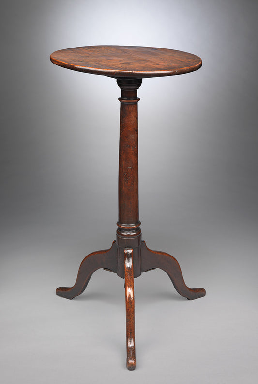 Elegant Georgian Vernacular Tripod Candlestand