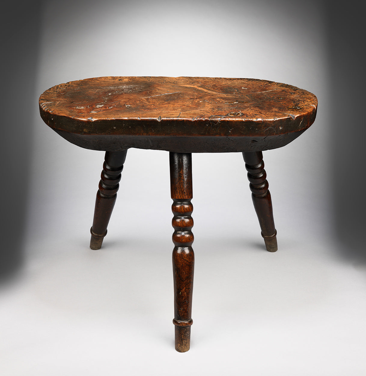 Magnificent Georgian Vernacular Tavern Cricket Table