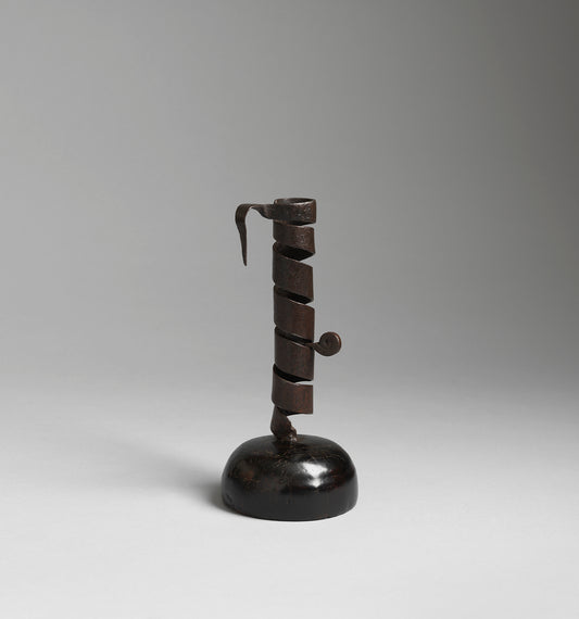 An Adjustable Spiral Candlestick