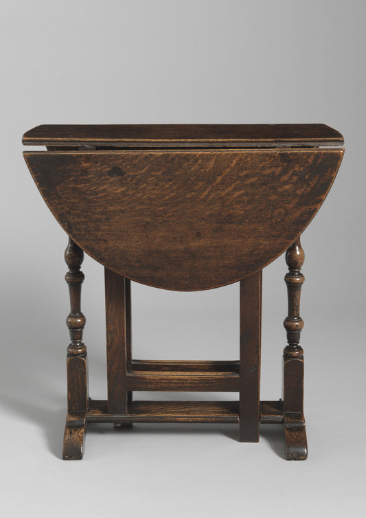 Small William and Mary Period Drop Leaf Table