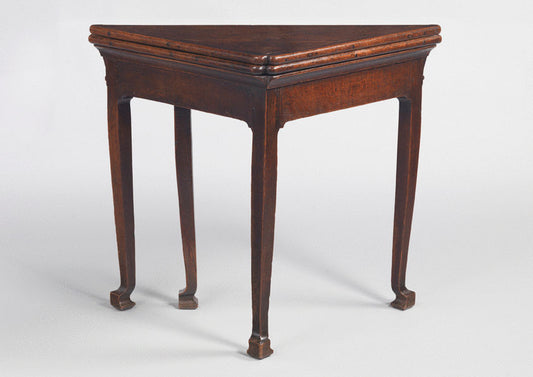 Important Provincial Triangular Writing Desk