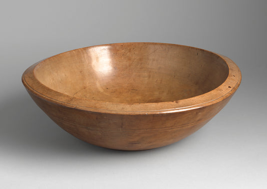 Traditional Broad Rim Dairy Bowl