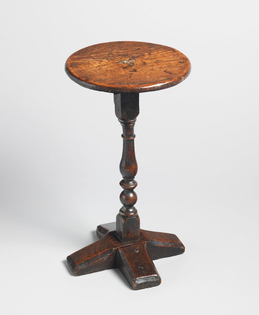 Diminutive Queen Anne Candlestand