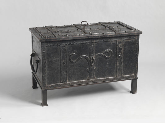 Exceptional Early Strongbox or 'Armada Chest'