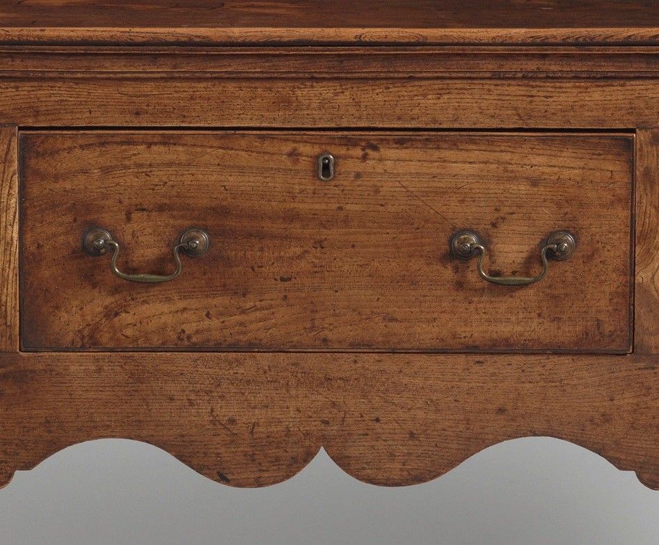 Classic Georgian Three Drawer Serving Dresser.